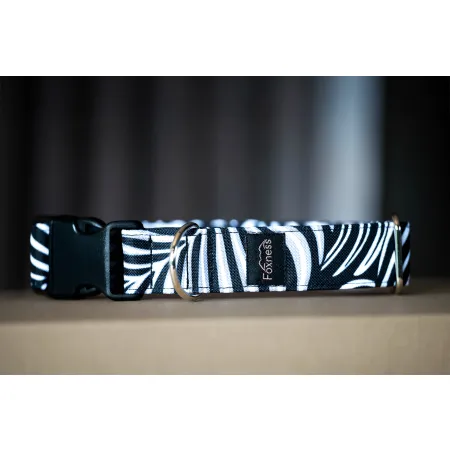 Obroża wodoodporna dla psa Zebra Bloom 4 cm - bardzo lekka, łatwa w pielęgnacji, idealna na spacer w każdą pogodę